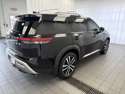 2025 Nissan Pathfinder Platinum