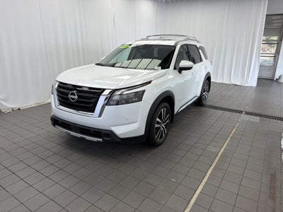 2025 Nissan Pathfinder Platinum