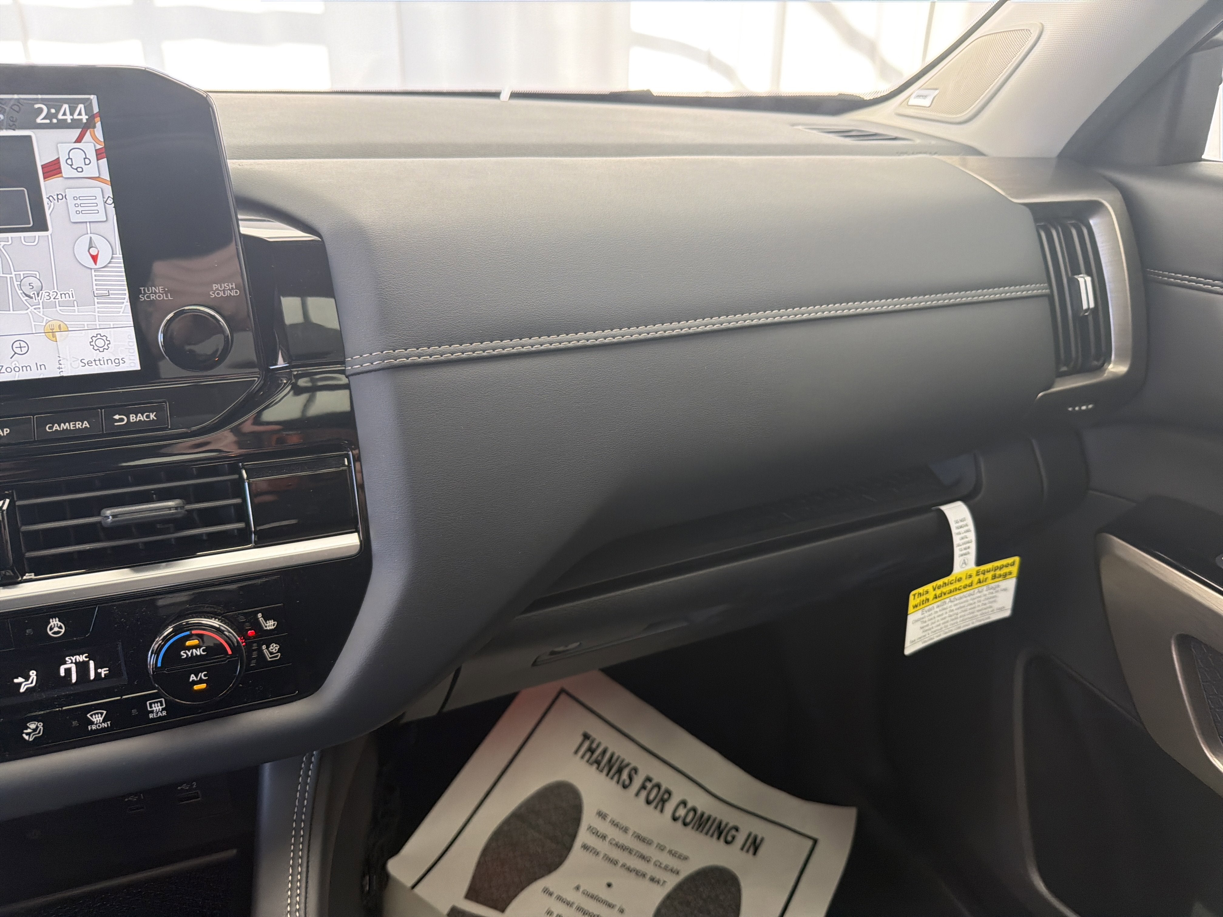 2025 Nissan Pathfinder Platinum