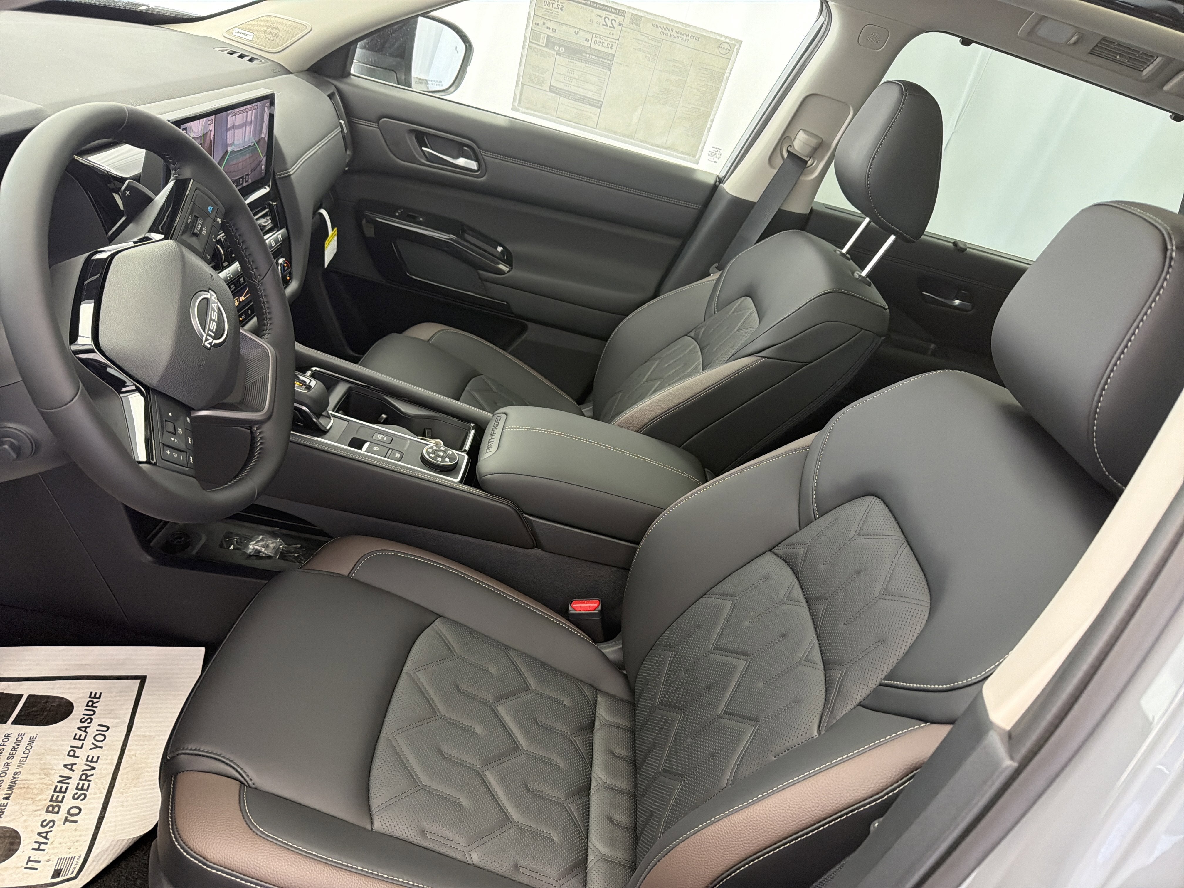 2026 Nissan Pathfinder Platinum