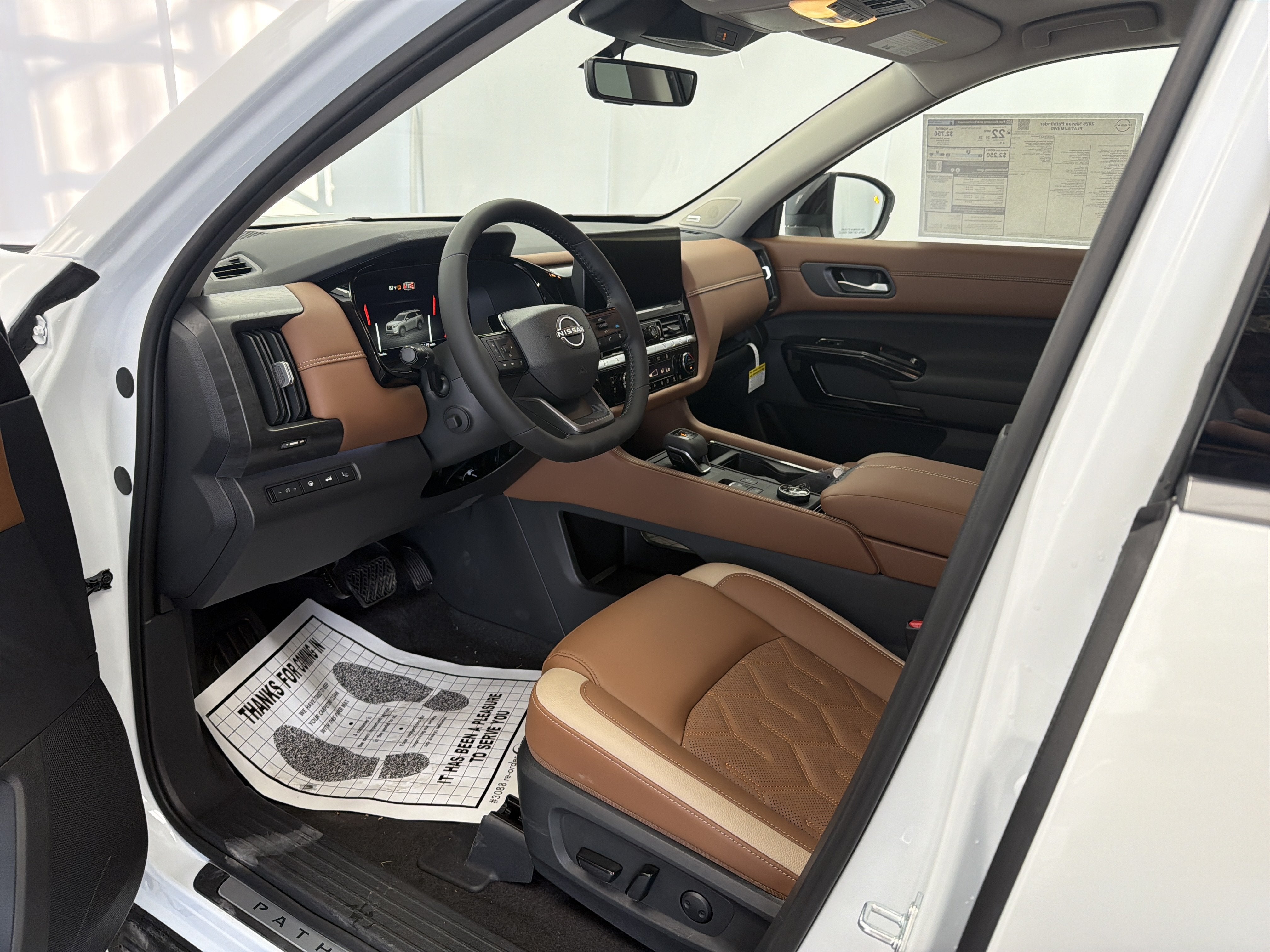 2026 Nissan Pathfinder Platinum