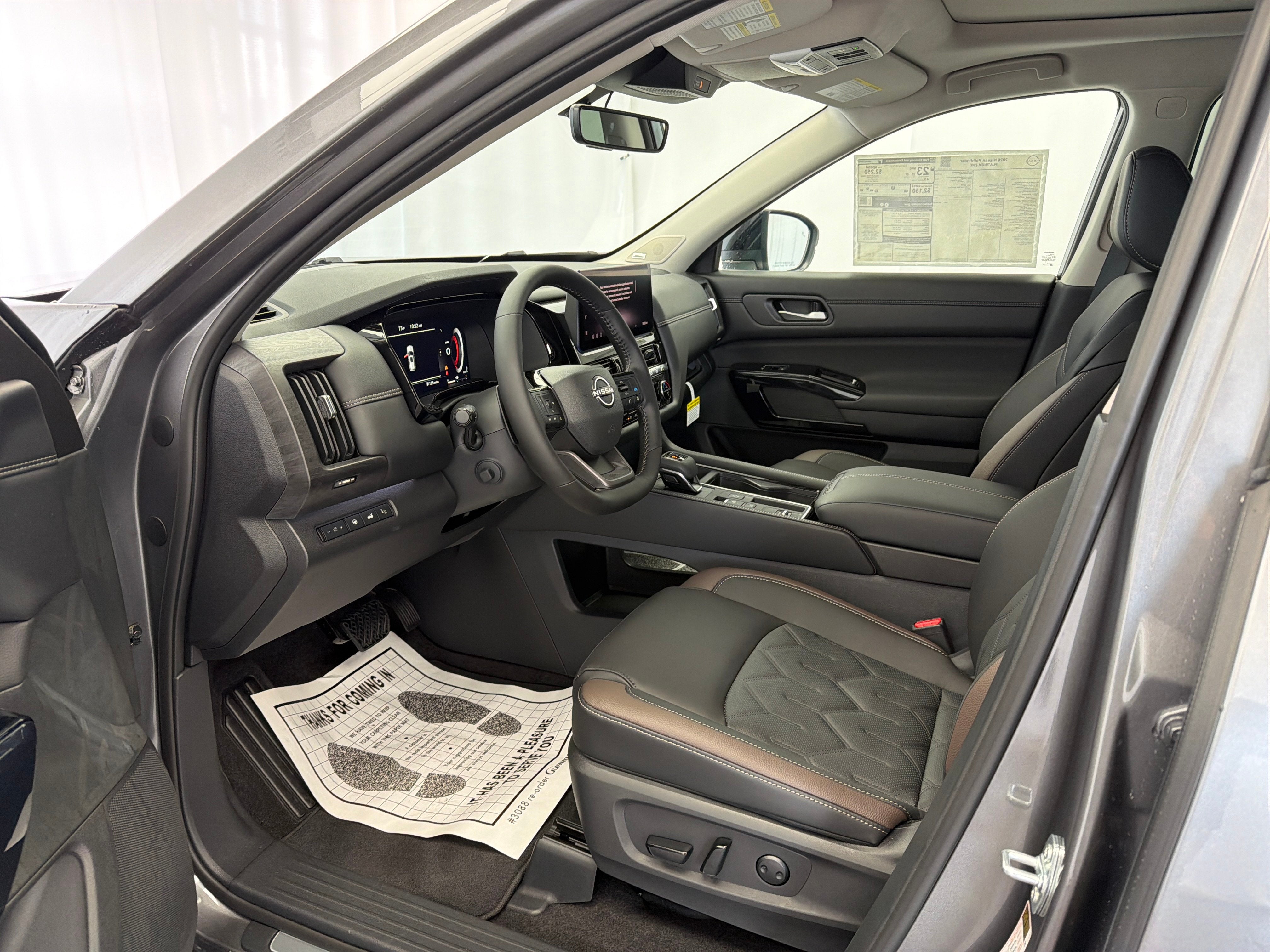 2026 Nissan Pathfinder Platinum