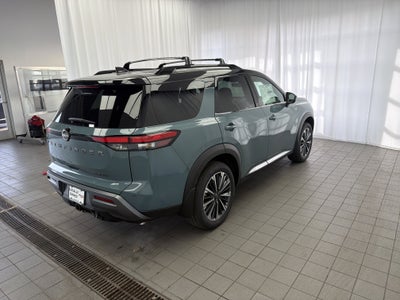 2026 Nissan Pathfinder Platinum