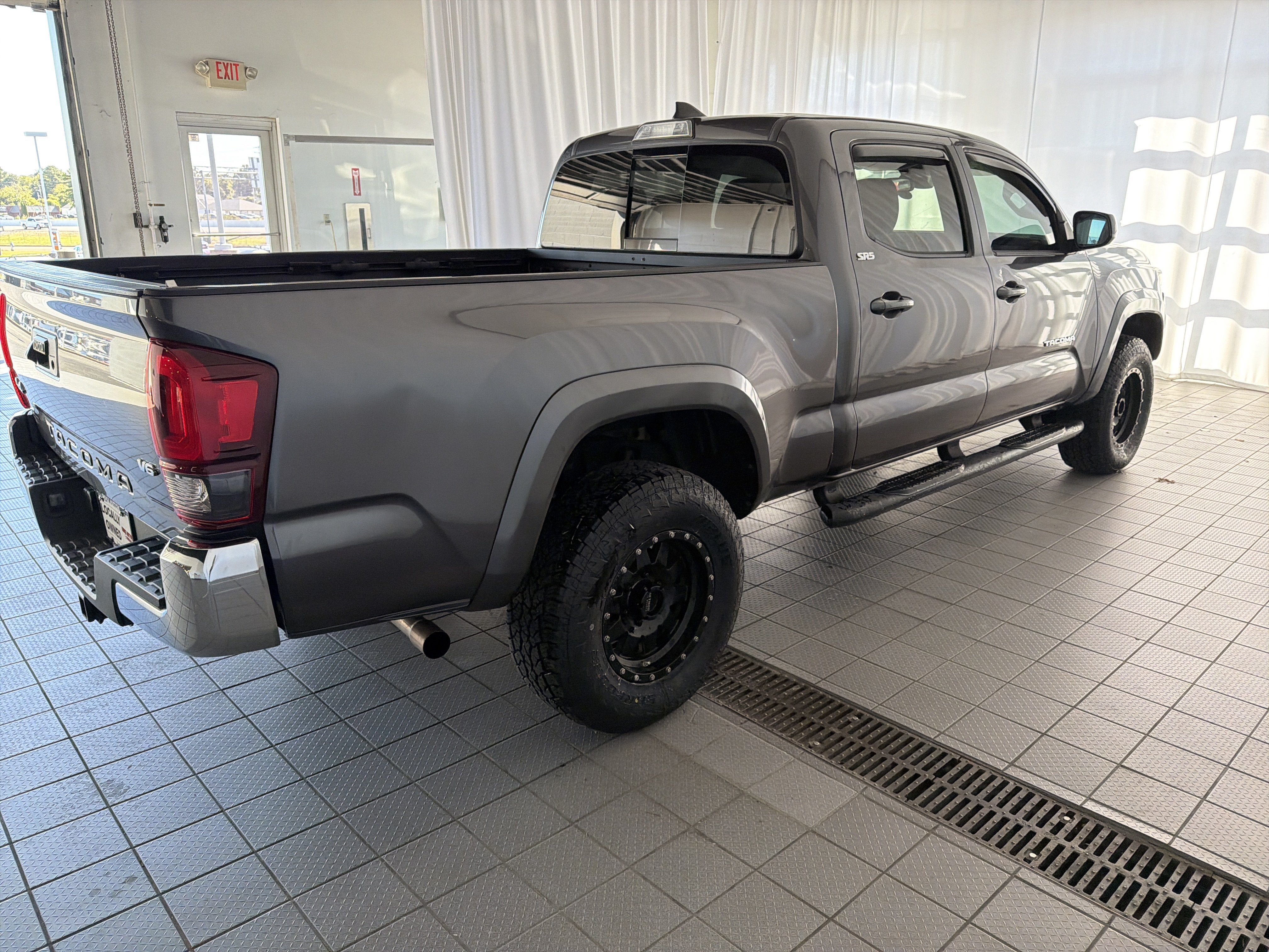 2018 Toyota Tacoma Base