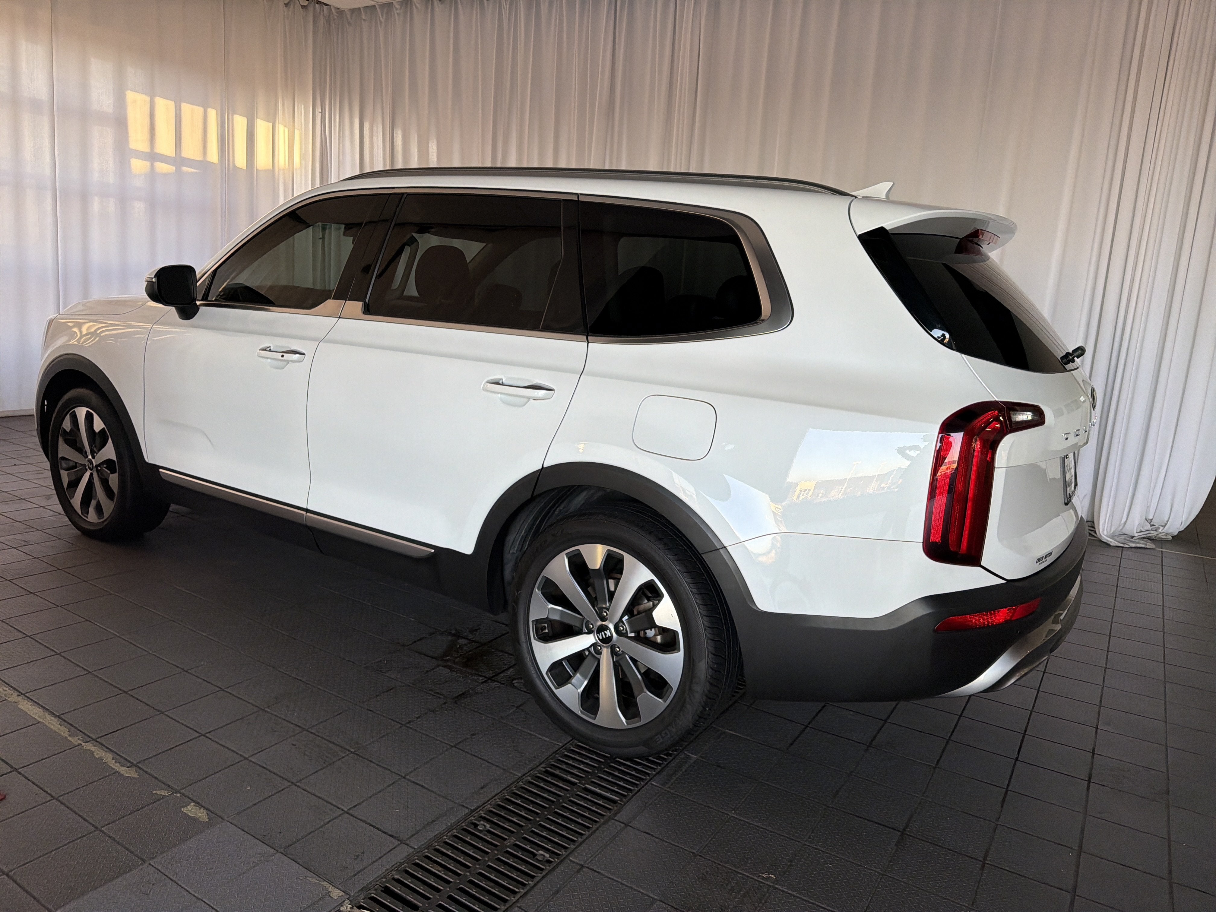 2020 Kia Telluride S