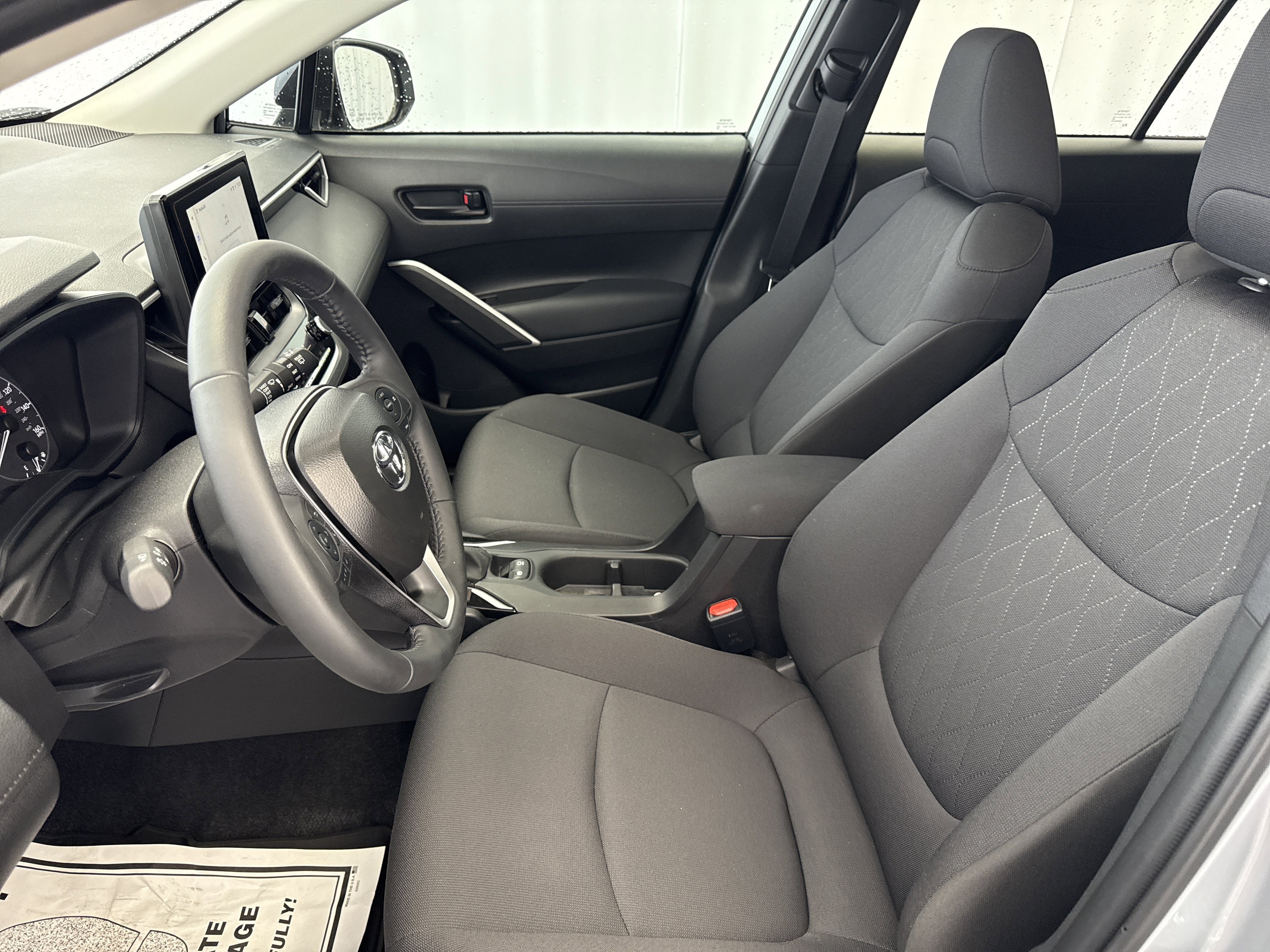 2025 Toyota Corolla Cross LE