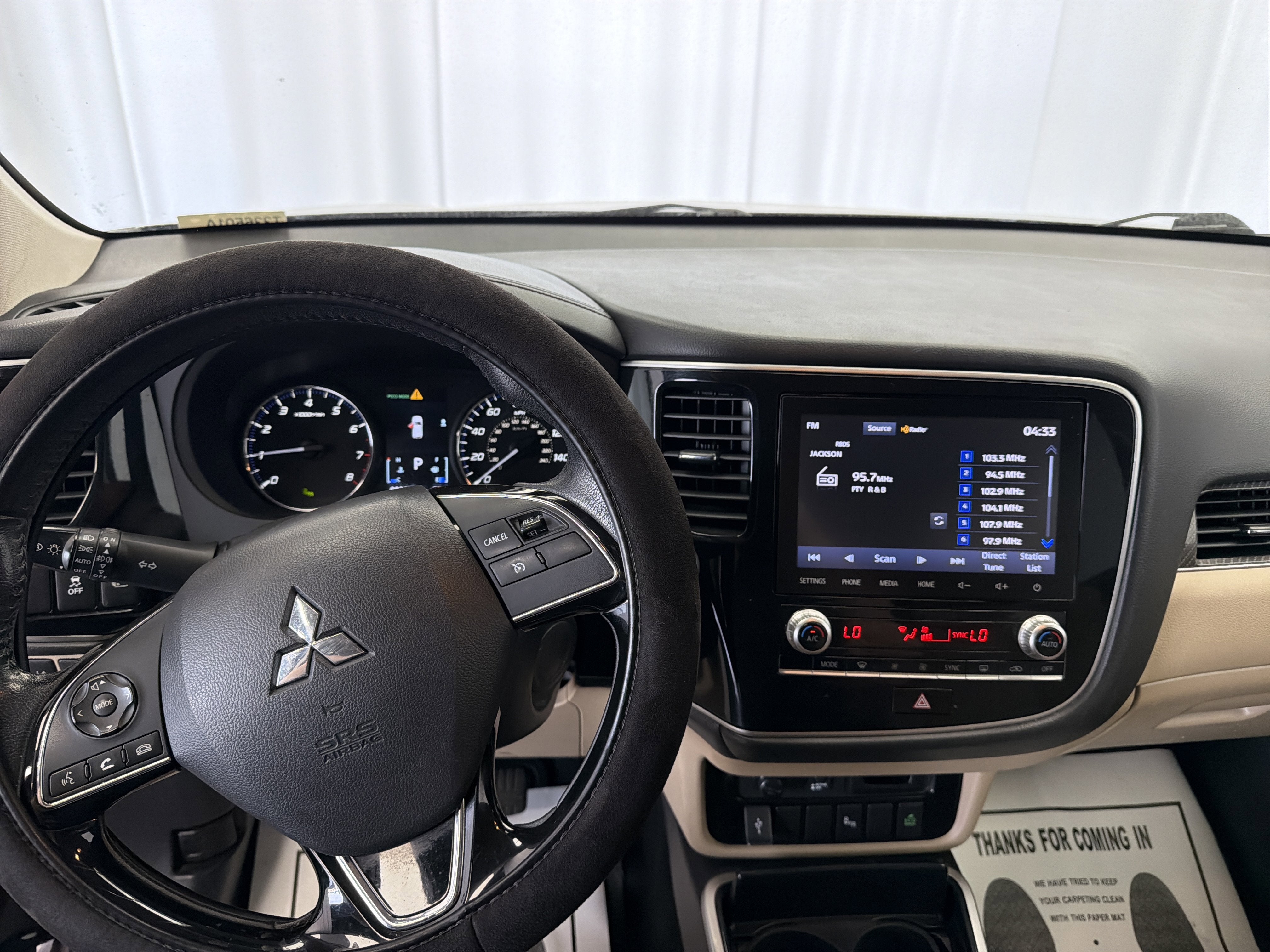 2020 Mitsubishi Outlander Base