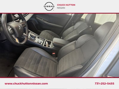 2024 Mitsubishi Outlander Base