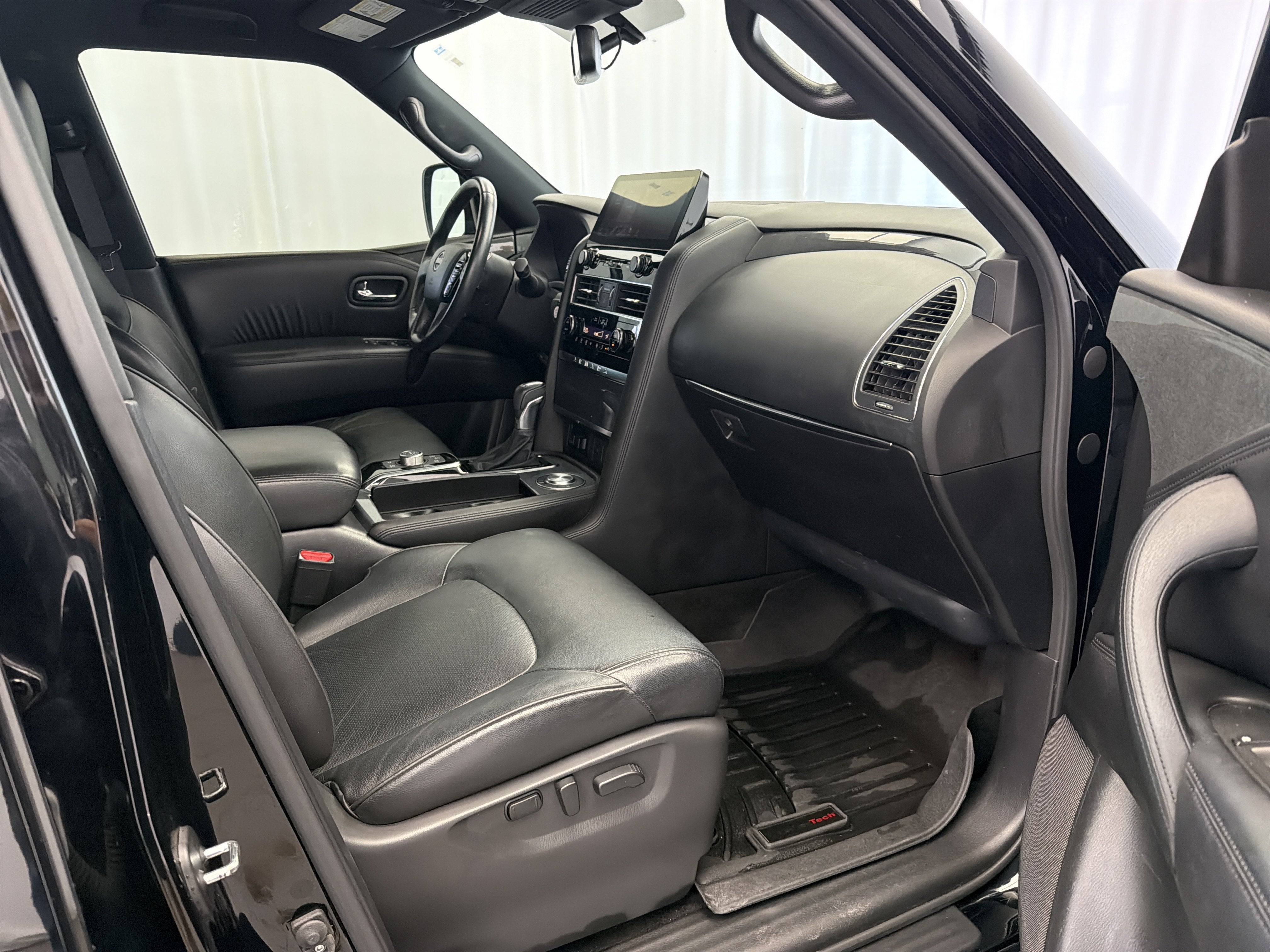 2022 Nissan Armada SL