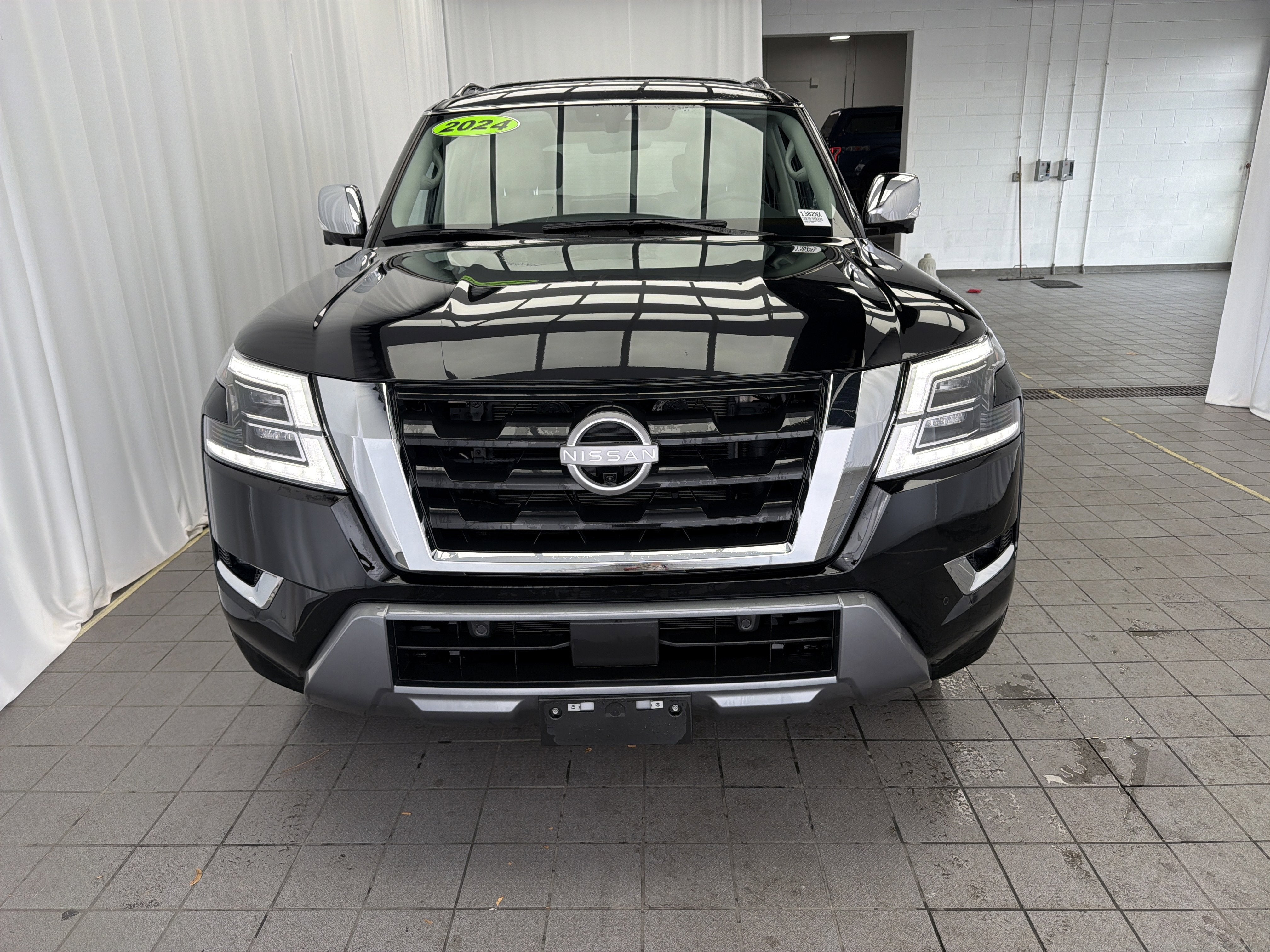 2024 Nissan Armada Platinum