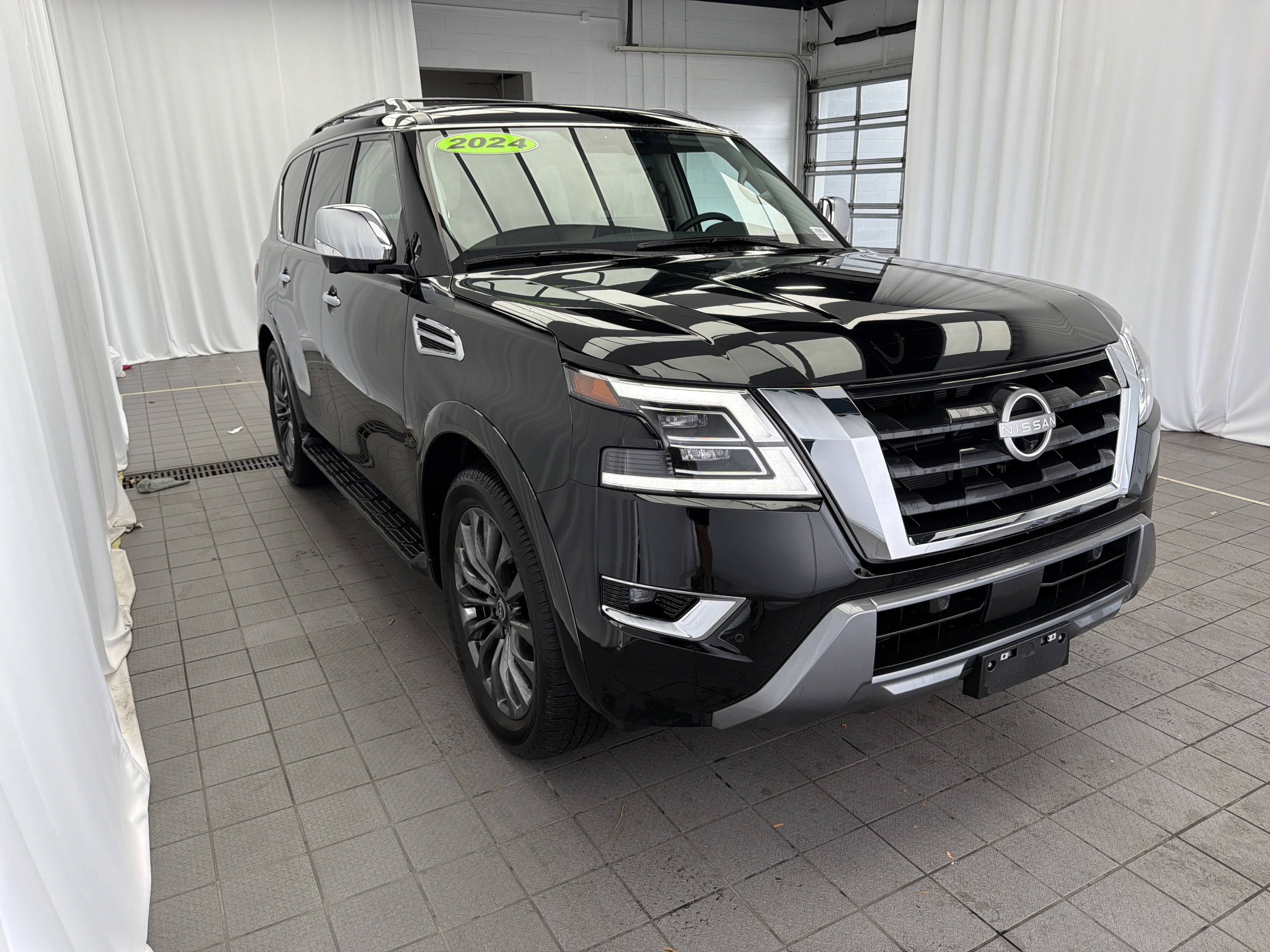 2024 Nissan Armada Platinum