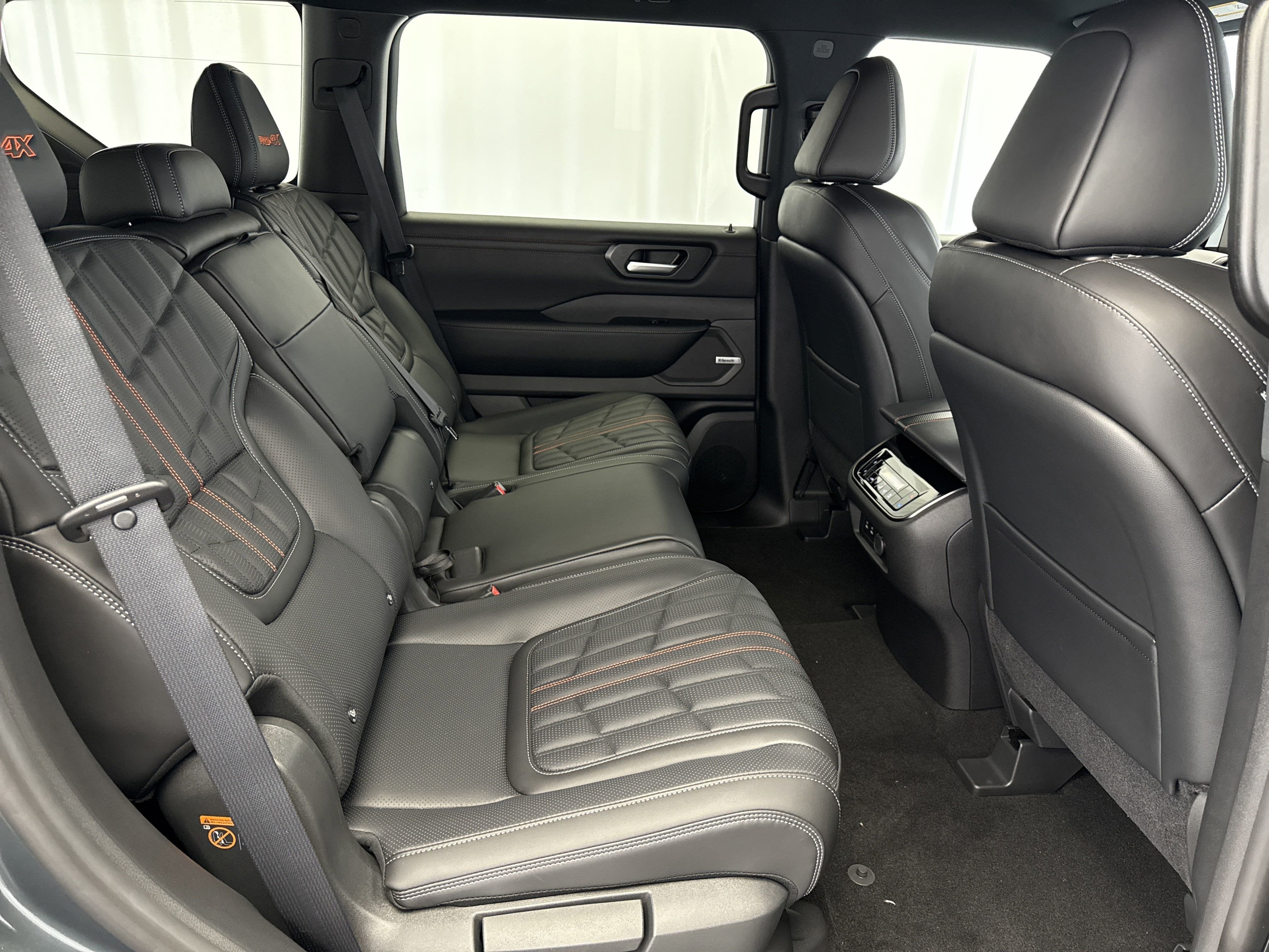 2025 Nissan Armada PRO-4X®