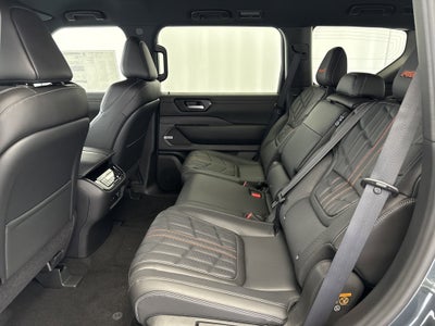 2025 Nissan Armada PRO-4X®