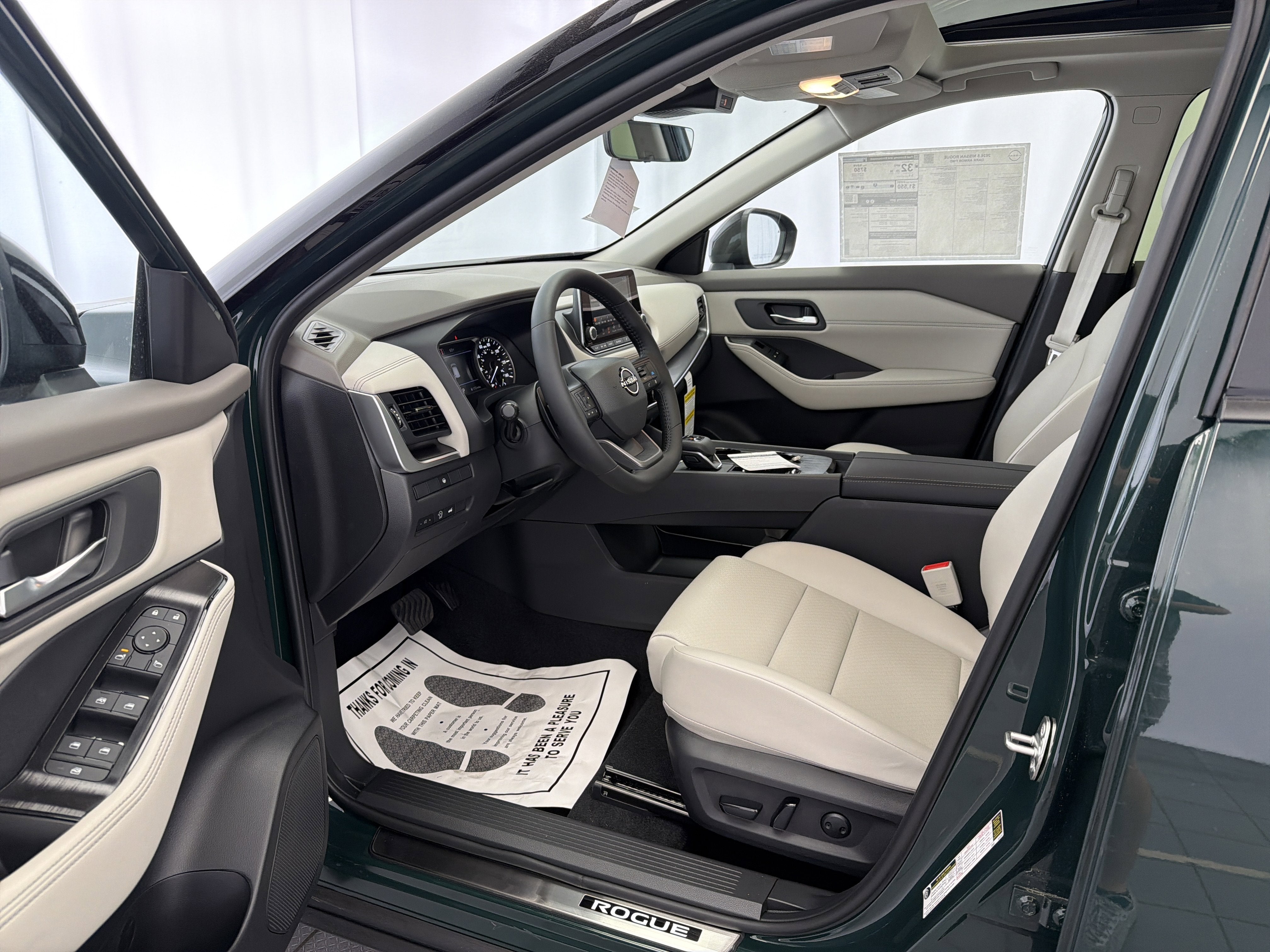 2026 Nissan Rogue Dark Armor™