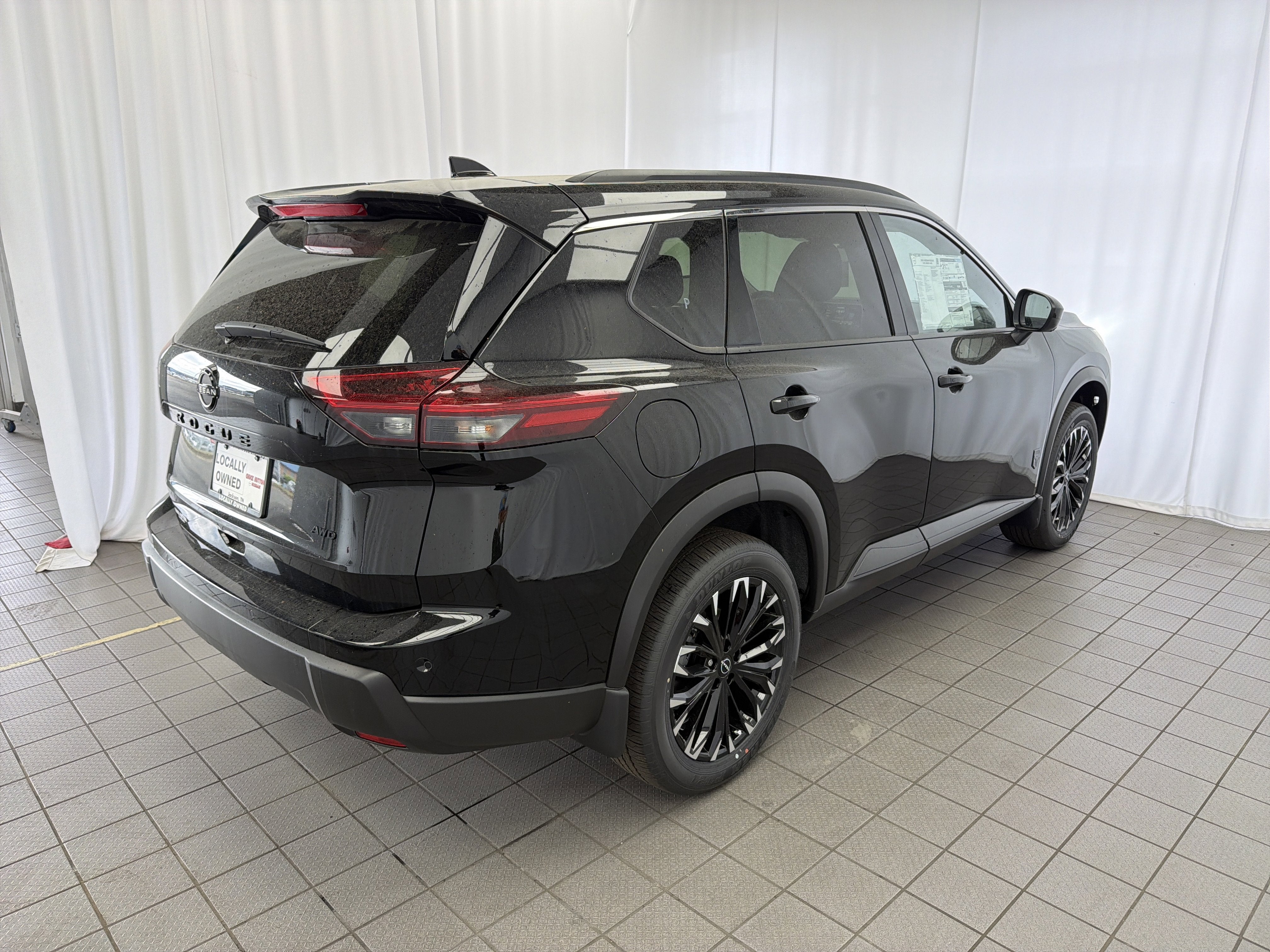 2026 Nissan Rogue Dark Armor™