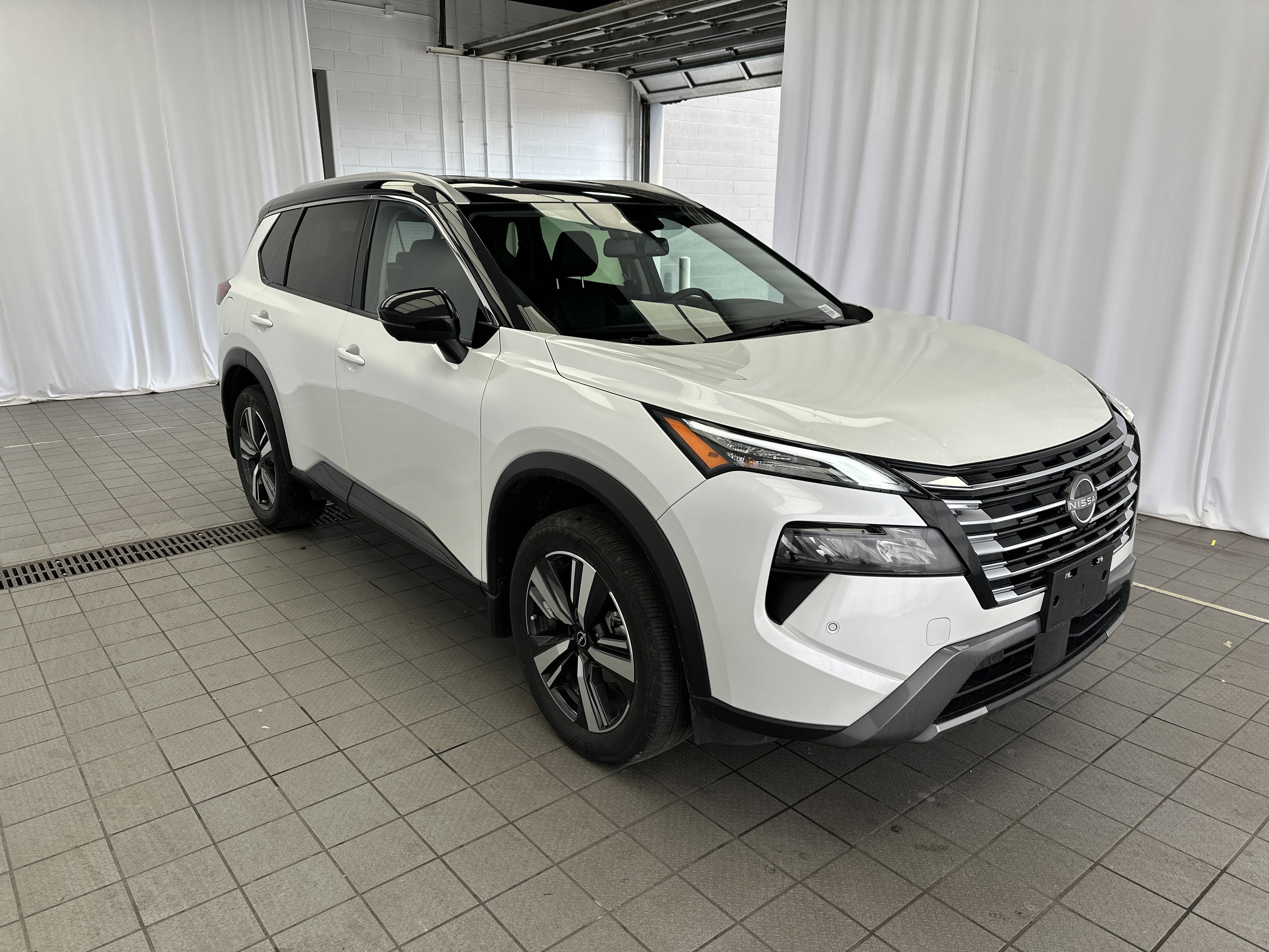 2024 Nissan Rogue SL