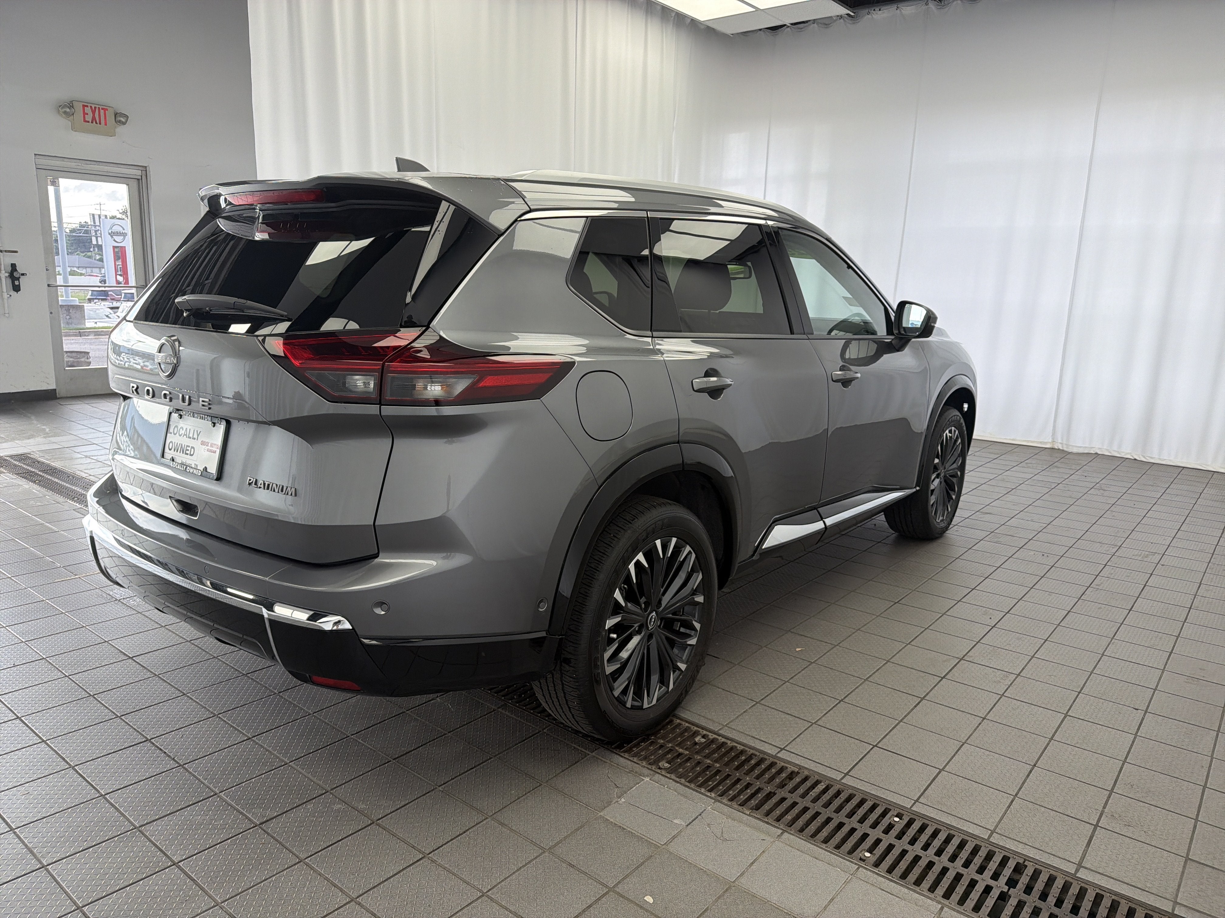2025 Nissan Rogue Platinum
