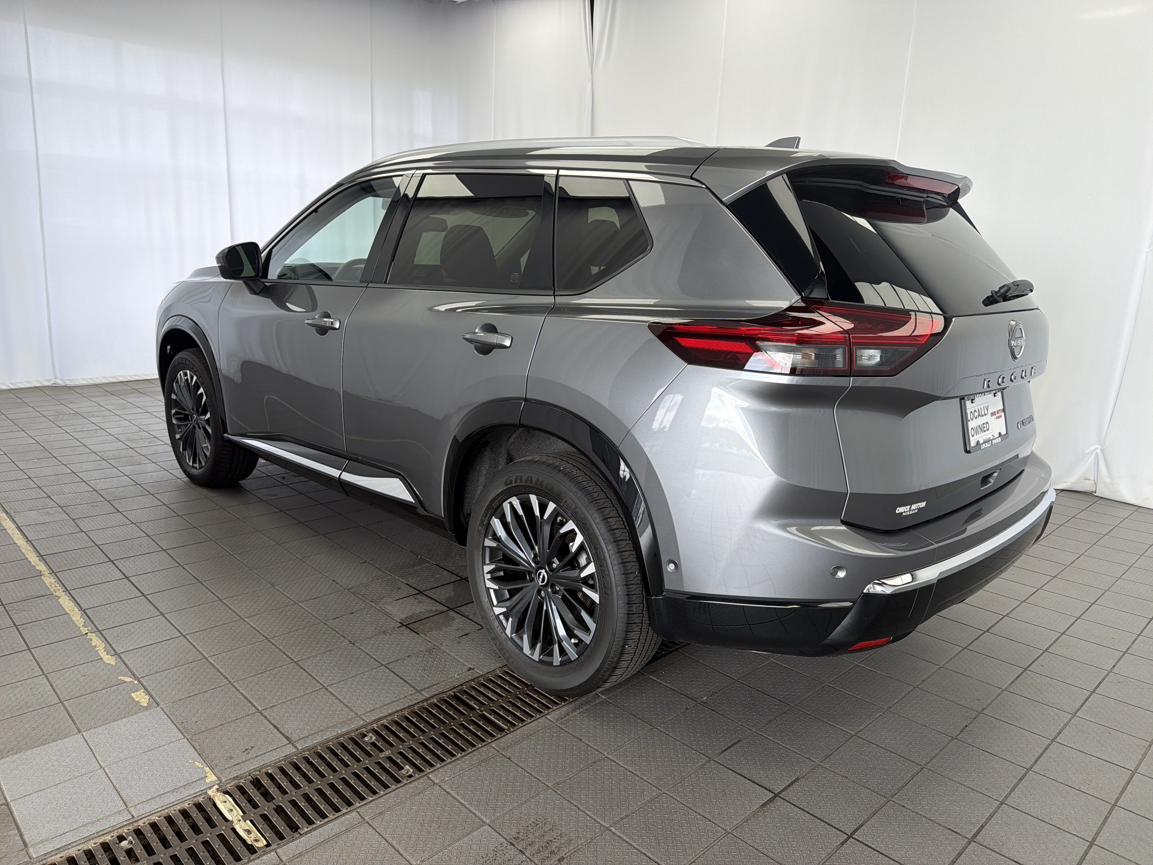 2025 Nissan Rogue Platinum