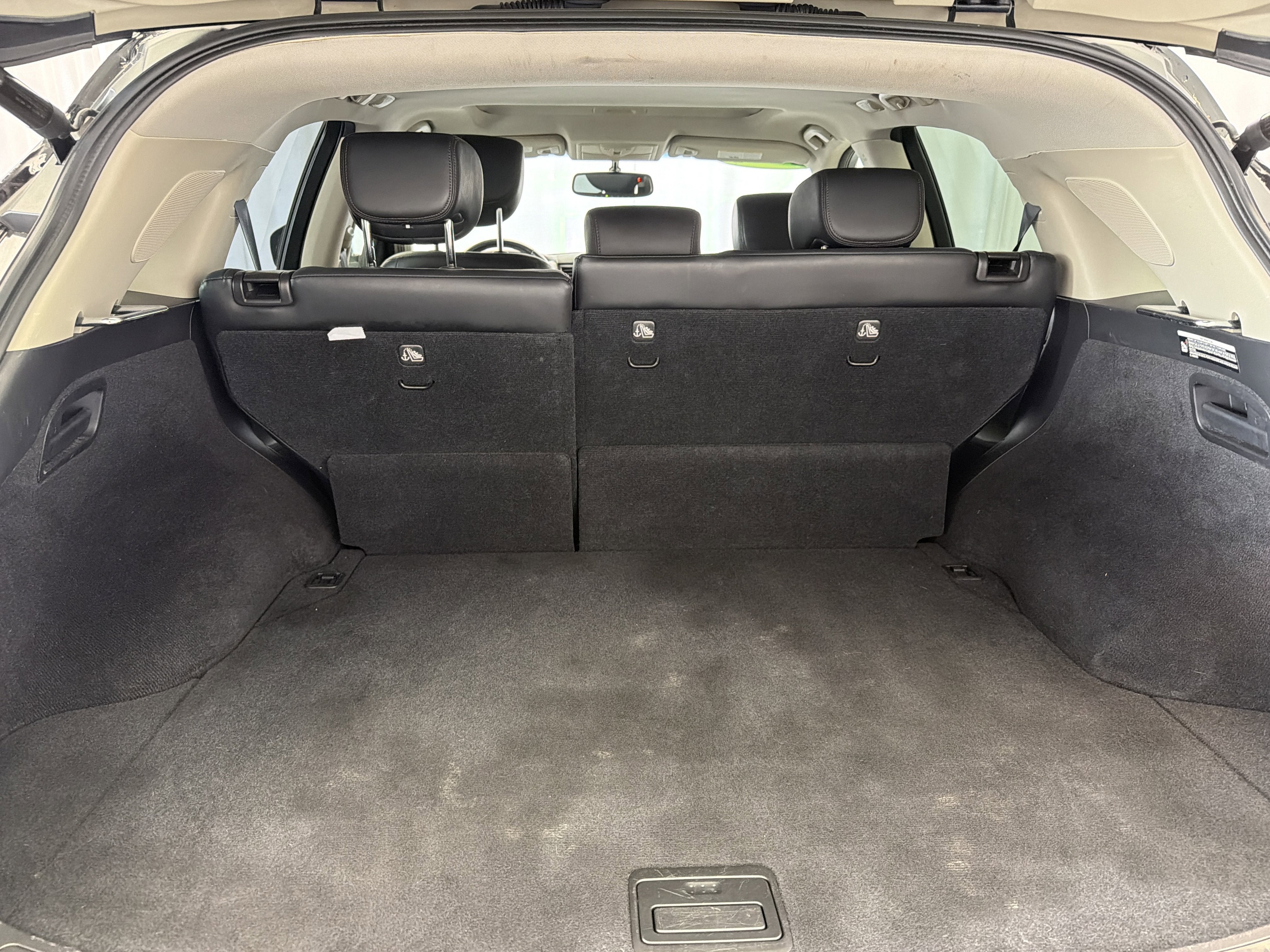2016 INFINITI QX70 RWD 4dr