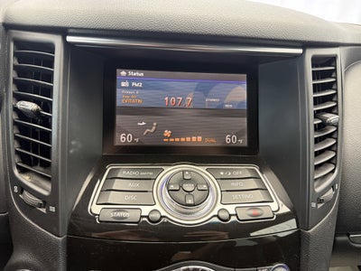 2016 INFINITI QX70 RWD 4dr