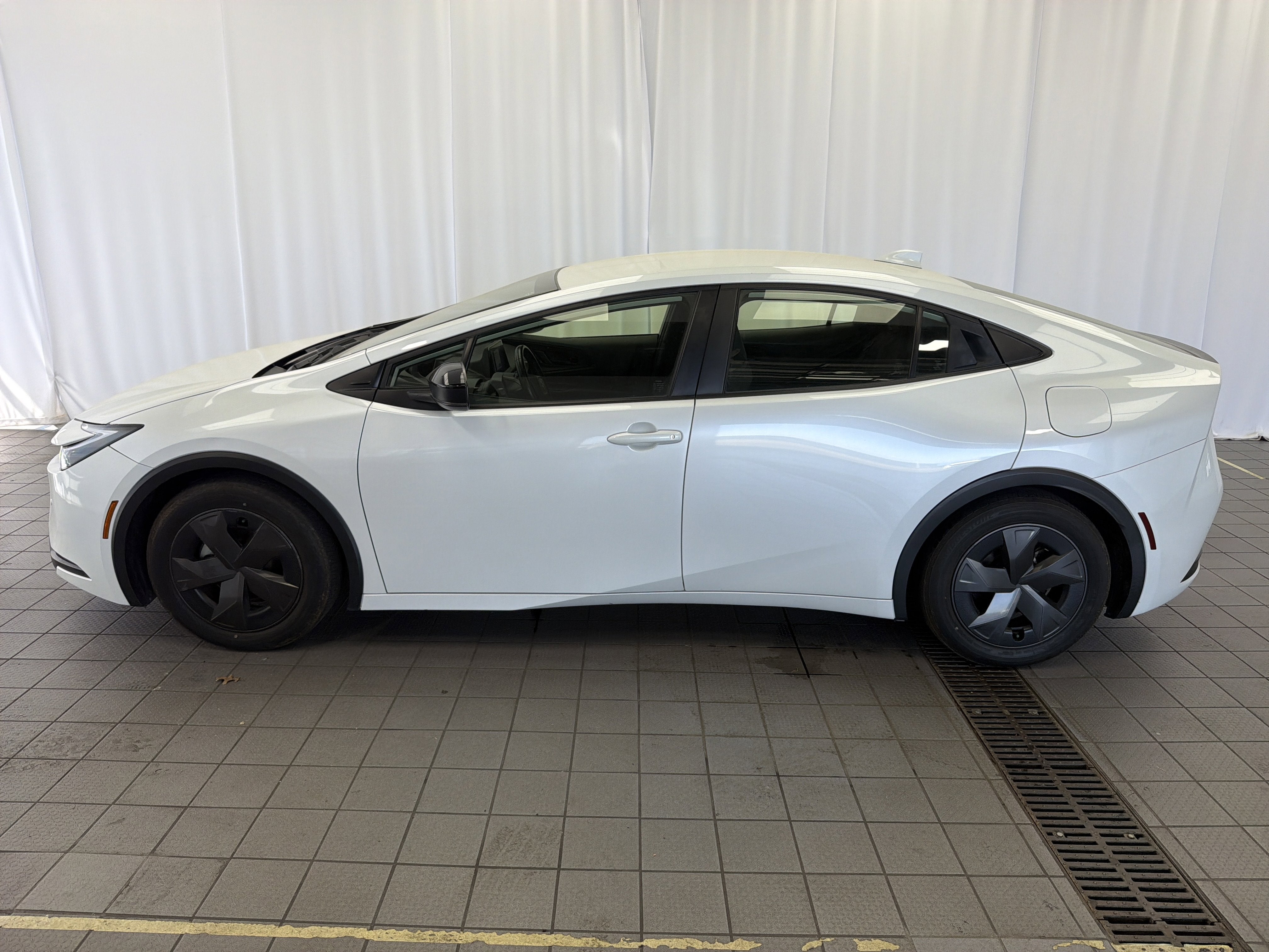 2023 Toyota Prius Base