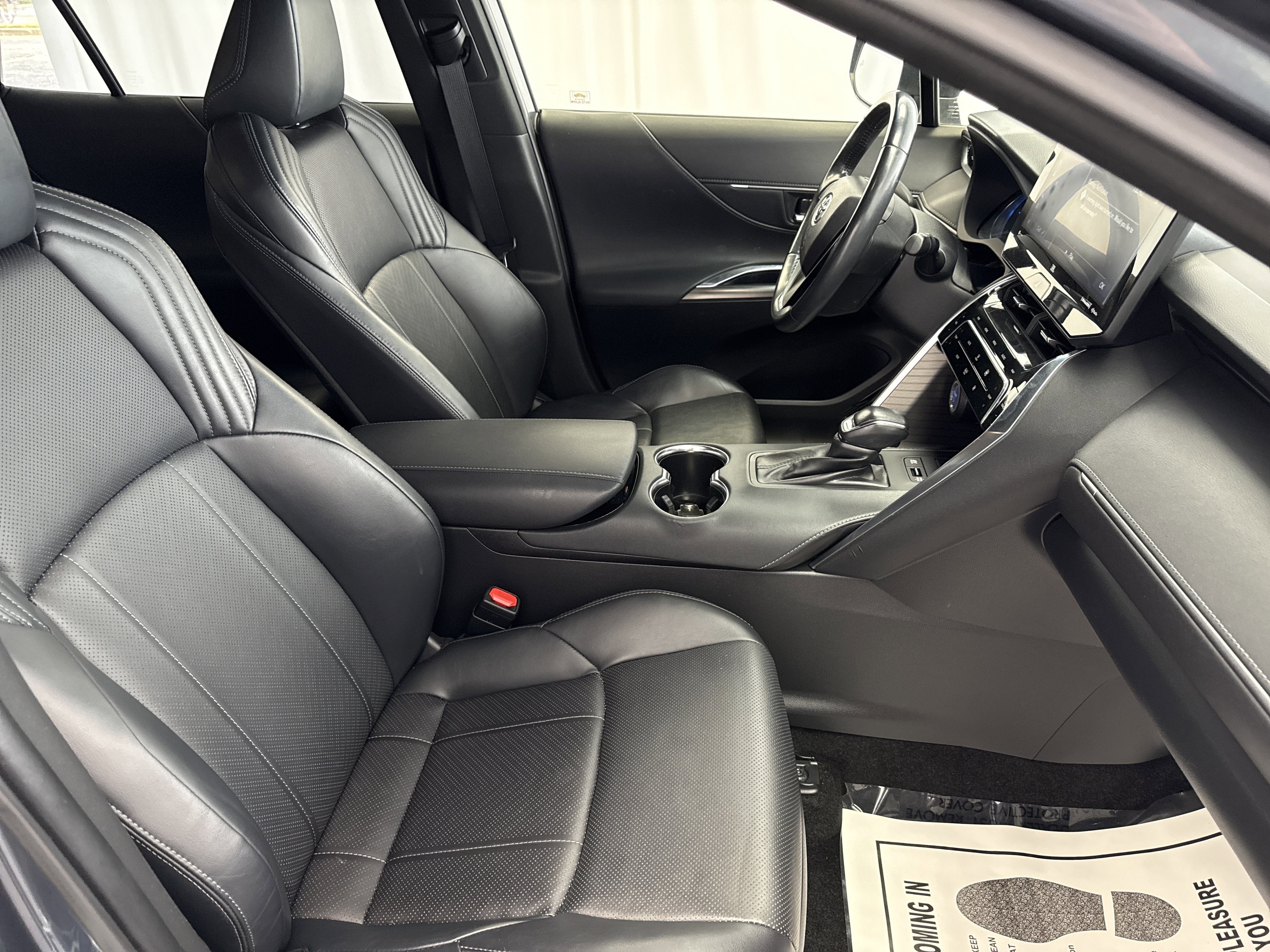 2021 Toyota Venza Base