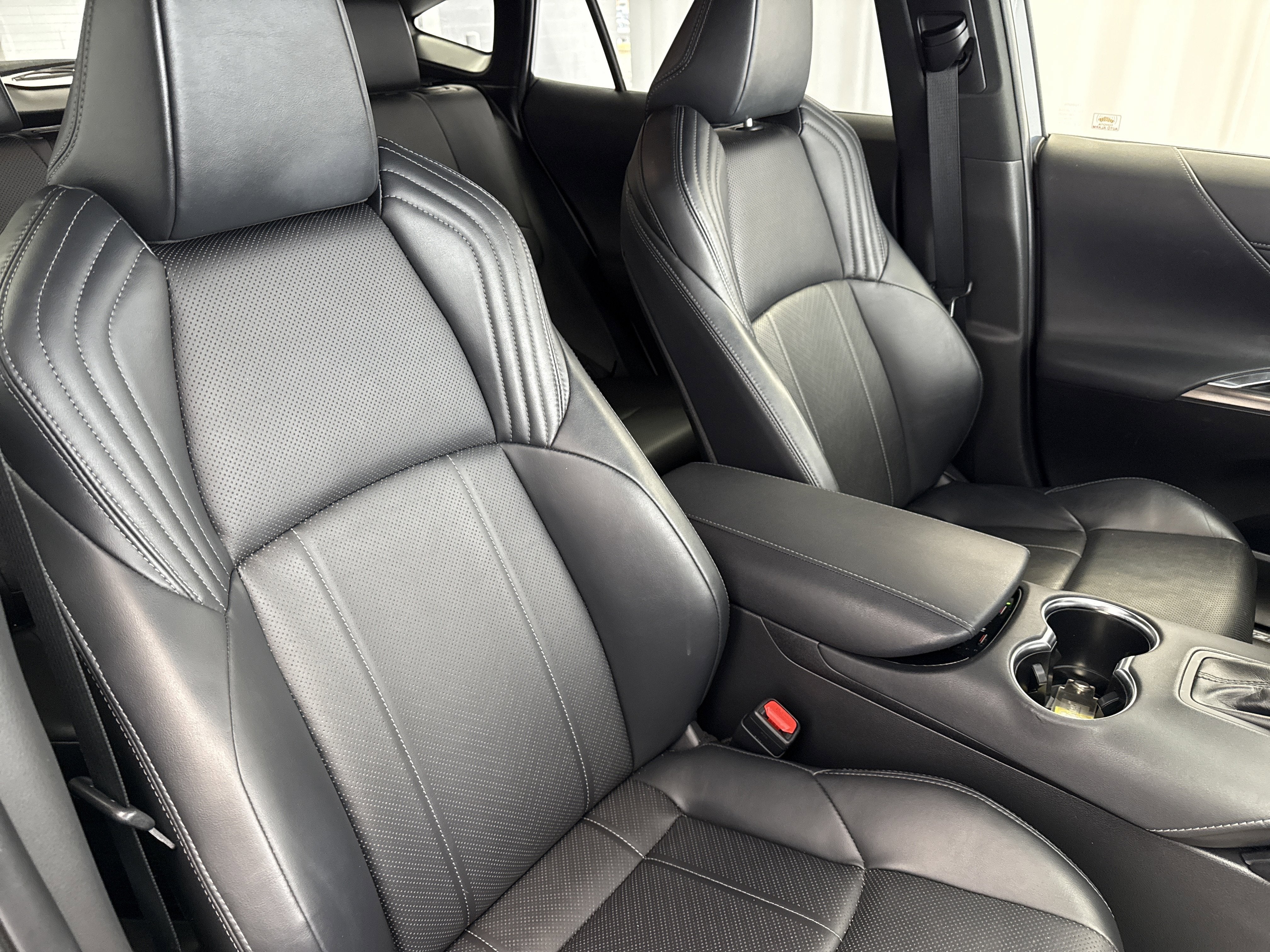 2021 Toyota Venza Base