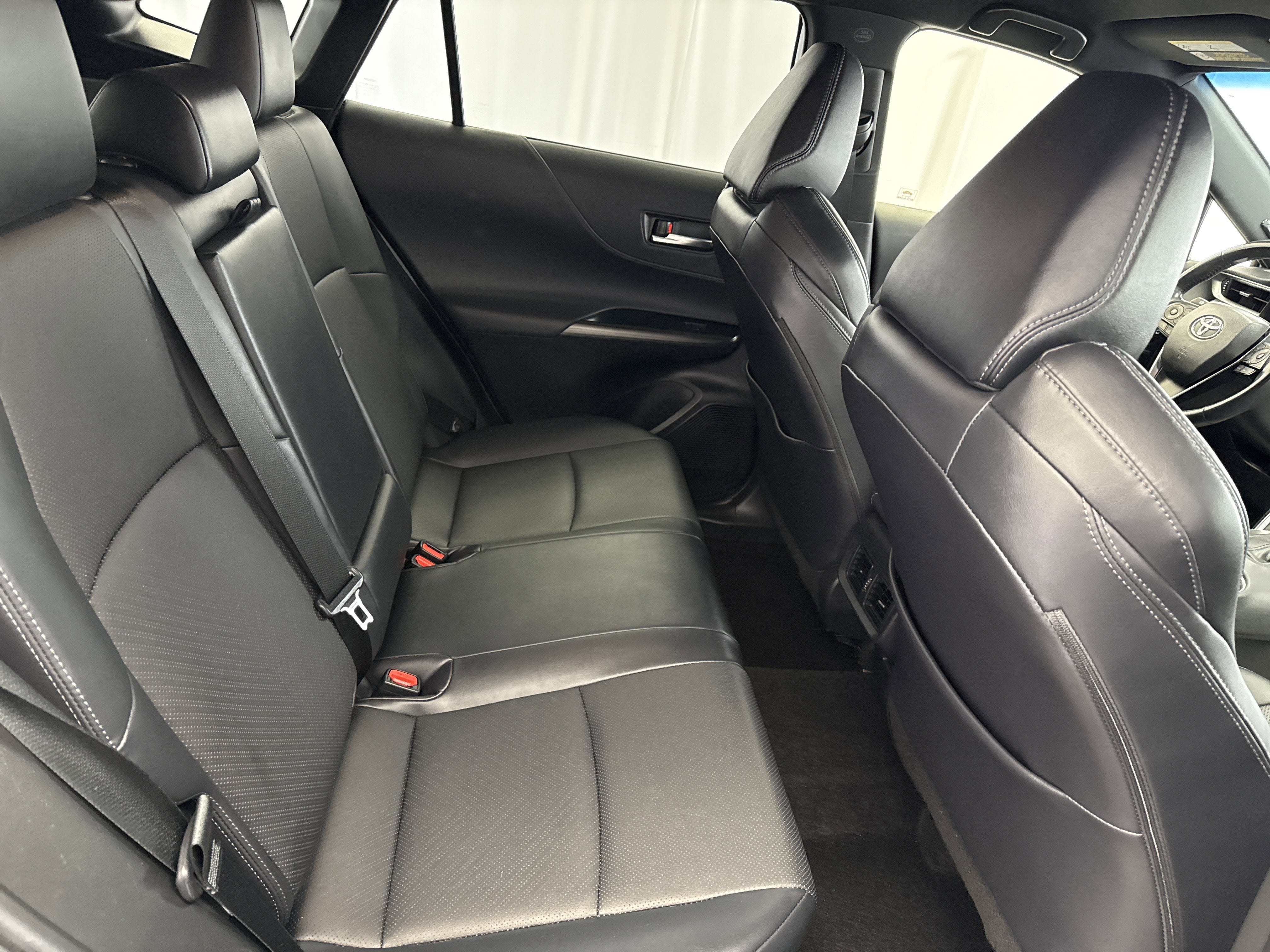 2021 Toyota Venza Base